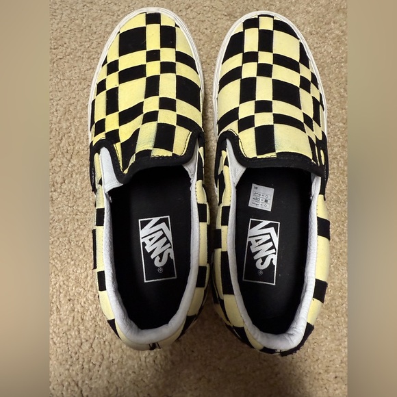 Vans size 8 women’s Yellow and Black Checkerboard platform  Sneakers - Picture 1 of 7